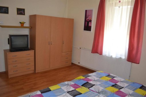   - Lamperth Apartman Balatonfüred