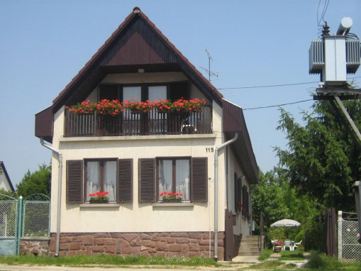   - Andrea Apartman Balatonalmádi