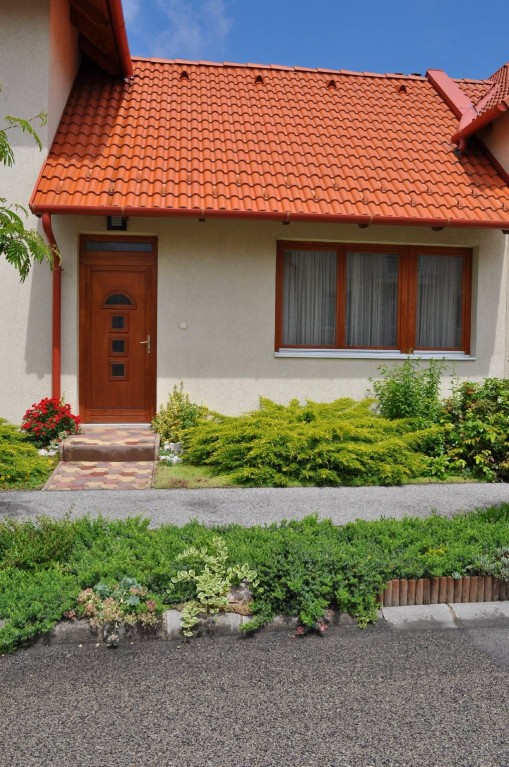   - Betérő Apartman Veszprém