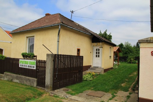   - Pékház Apartman Bakonybél